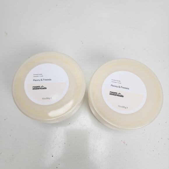 Target Room Essentials Pair of 3-Wick Peony & Freesia Scented Candles w/ Lid NEW - Picture 1 of 7